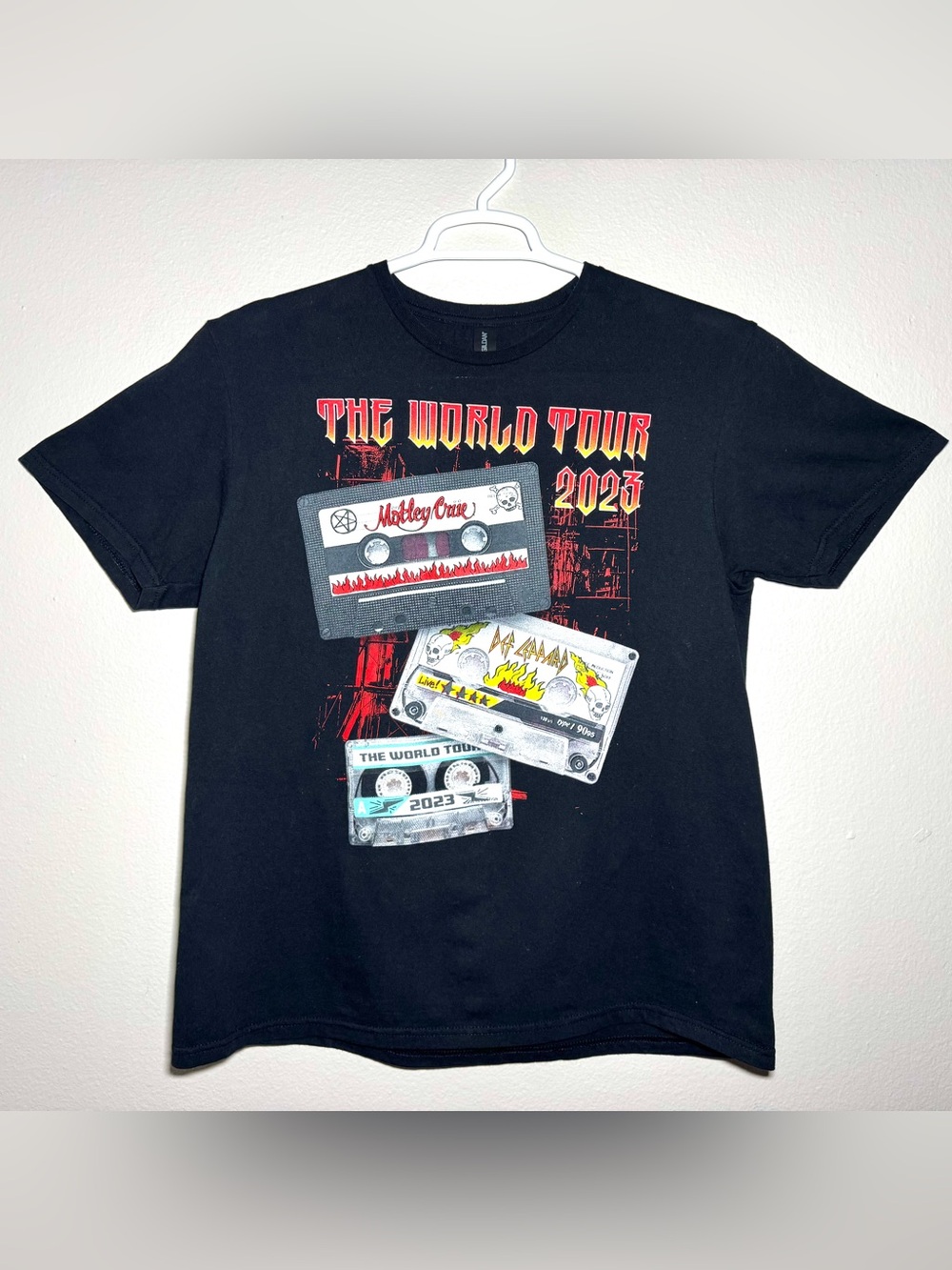 Motley Crue Def Leppard The World Tour 2023 Mixtape Tour T-Shirt Size Large